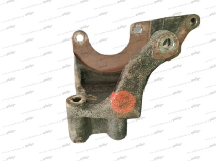 KB4 szervószivattyú tartó